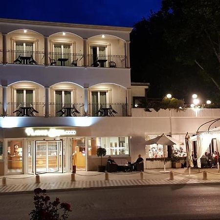 Platani Hotel Bolsena Eksteriør bilde