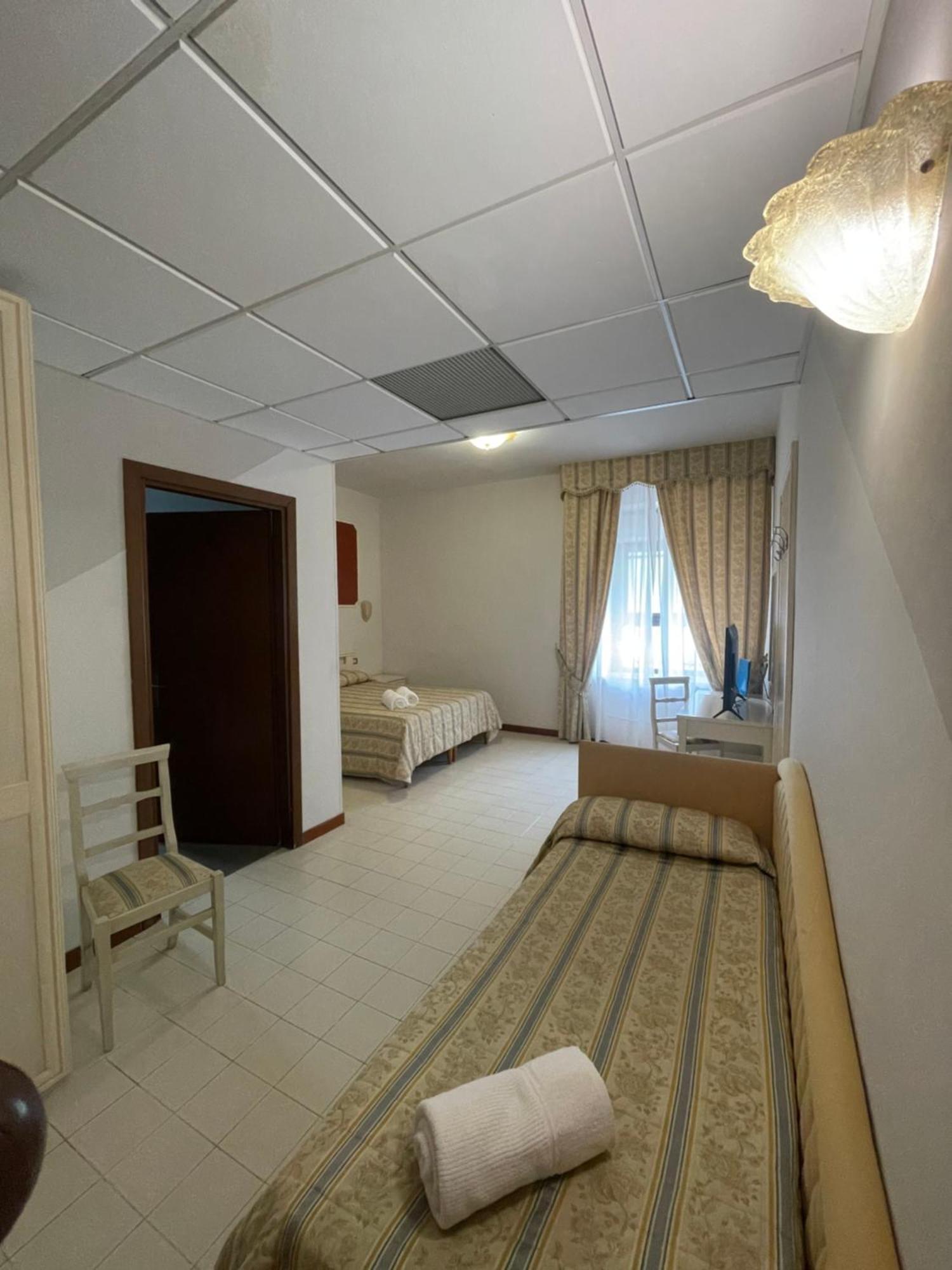 Platani Hotel Bolsena Eksteriør bilde